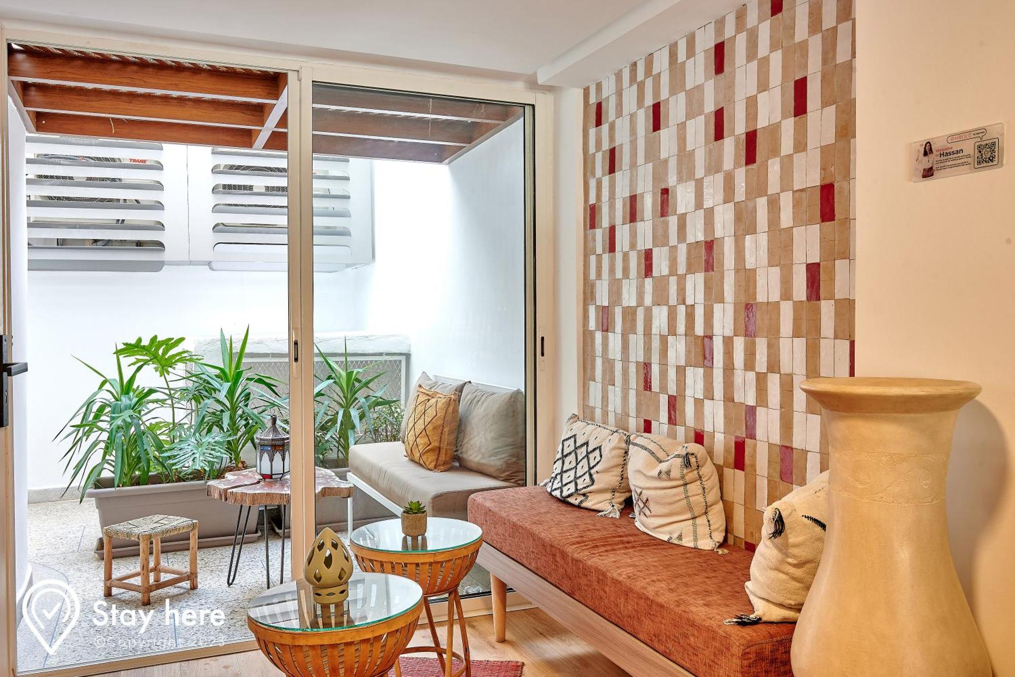 Apartahotel Stayhere - Hassan - Authentic 4*