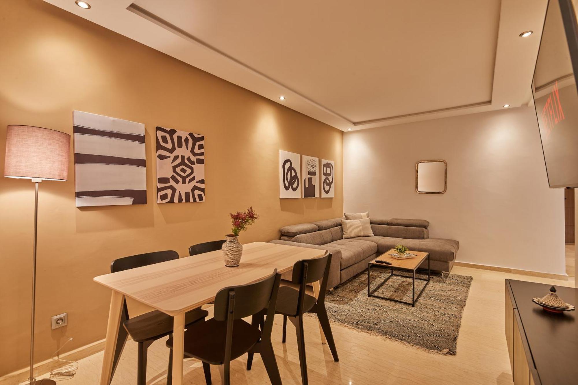 Stayhere - Hassan - Authentic Apartahotel 4*