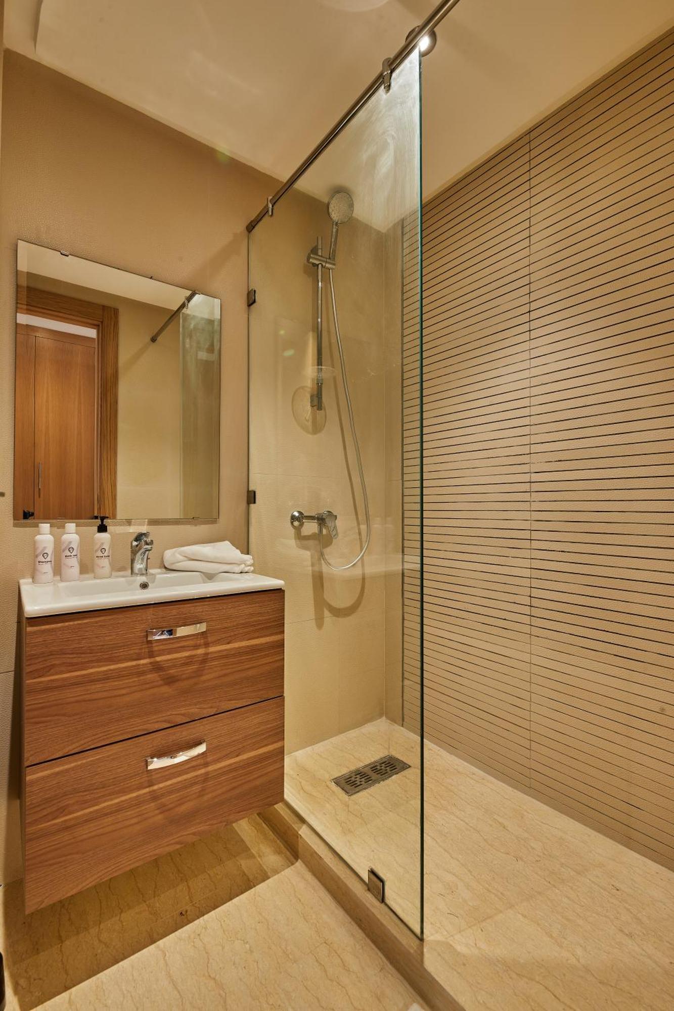 Apartahotel Stayhere - Hassan - Authentic 4*